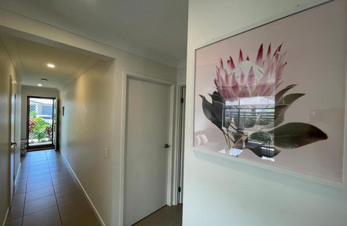 Dakabin Maison | Family Holiday Vibe House in Dakabin