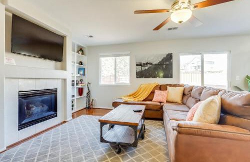 Aurora Maison | Family home 2 Master Suites with King beds fast Wifi workspace