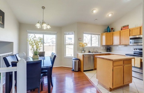 Aurora Maison | 2 Master Suites with King beds fast Wifi workspace