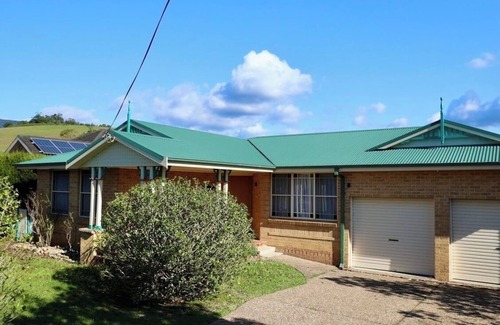 Jamberoo Maison | Family home 5 minutes to Jamberoo Water Park