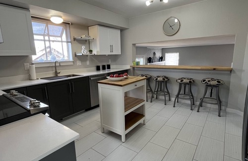 The Meadows Maison | Family home by Butterfield Park in festive Castle Rock for the holiday season!
