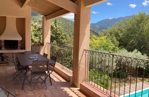Mollans-sur-Ouveze Maison | Maison de famille vue sur le Mont Ventoux et piscine privée