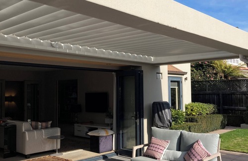 Merivale Maison | Family Home in Merivale With Pool 3 Bedrooms, 2 Bathrooms
