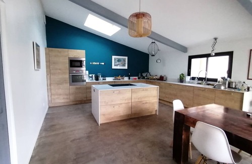Saze Maison | Mas familial de plus de 300m2 dans village gardois à 10 minutes d'Avignon !