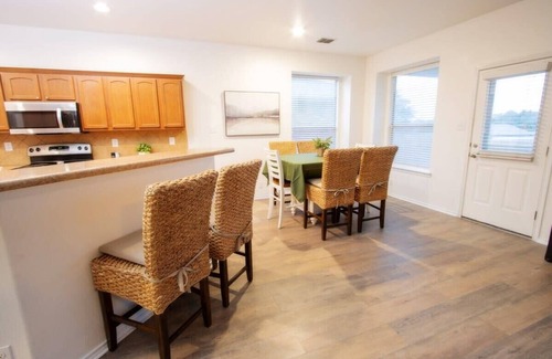 San Antonio Maison | Family Home ~Pool ~SeaWorld Nat'l Shooting Complex