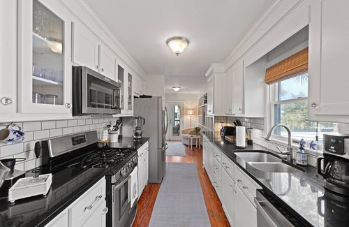 Isle of Palms Maison | Maison familiale avec piscine privée et deux min. marcher jusqu'à la plage. Beaucoup d'extras