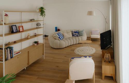 Rabot Appartement | Family Home with Garden, Workspace & Gym