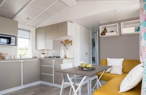 Schinveld Cabine | Family Homes for 6 guests