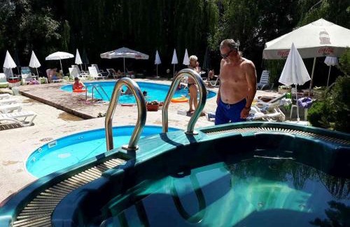 Velingrad Hôtel | Family Hotel Iv