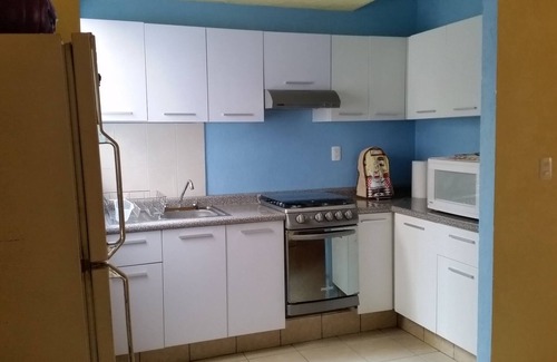 Acapulco Maison | Family House in Acapulco; 6 bedroom/bath, terrace/hunting, 2cars and swimming pool