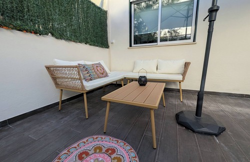 Paco Branco Villa | Family house 5 minutes from Faro, with backyard | Casa Hortelã Laranja