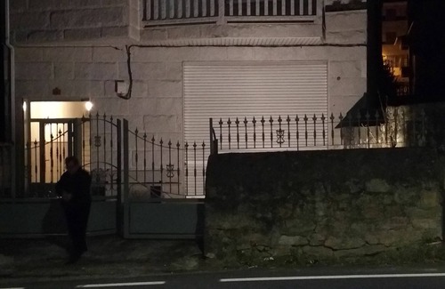 Maceda Copropriété | Maison familiale et jacuzi Parking, vues spectaculaires sur la Sierra