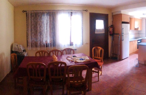 Larrede Maison | Maison familiale avec cheminée et grenier. Idéal deux familles avec enfants.