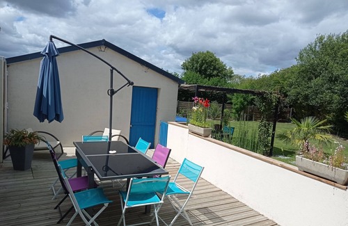Mont-Dol Maison | Maison avec jardin et terrasse proche de la mer 10 pers,4 ch,2 salles de bain