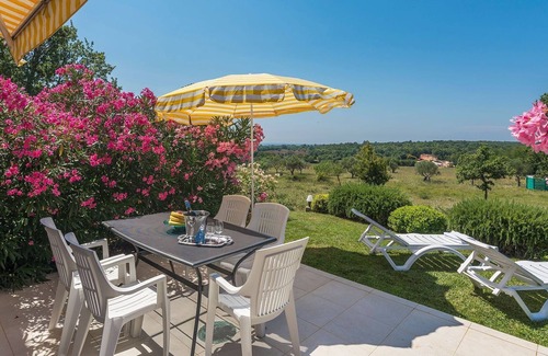 Cervar Cottage | Maison de vacances entouré d'oliviers dans le voisinage de la plage