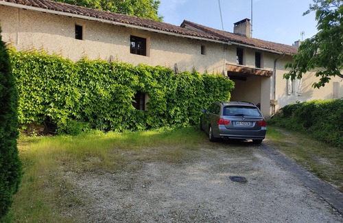 Neuvic Maison | Maison familiale, 6/8 personnes, animaux de compagnie acceptés
