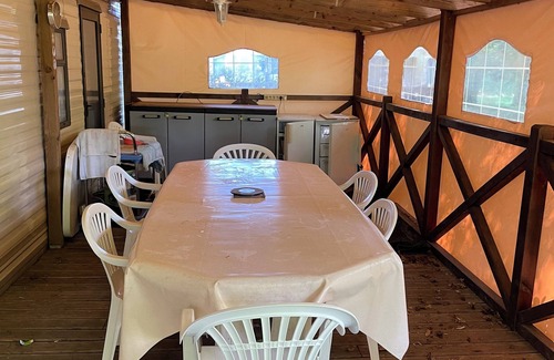 Saint-Andre-de-Lidon Maison | Mobile home familial sur camping calme et convivial