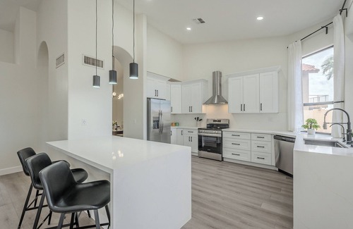 Ocotillo Maison | Resort-Style Oasis! FreeHeatedPoolSpa! GolfView!FirePit! BBQ!PuttingGreen!1Story