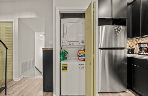 Old City Appartement | Family Oasis with 3BR, Games, WIFI & BBQ