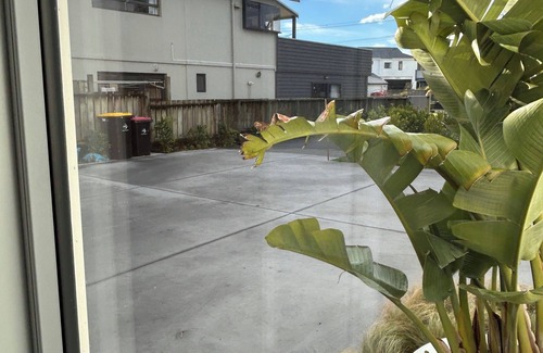 Mount Maunganui Maison | Family Paradise - 2 dwellings, Golf course views and beach across the road.