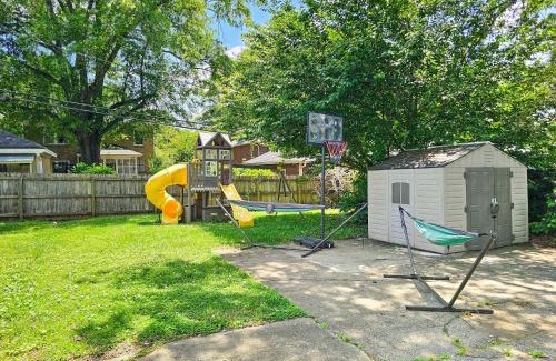 Gastonia Maison | Family-Perfect 3BR House - Walk to FUSE Playground