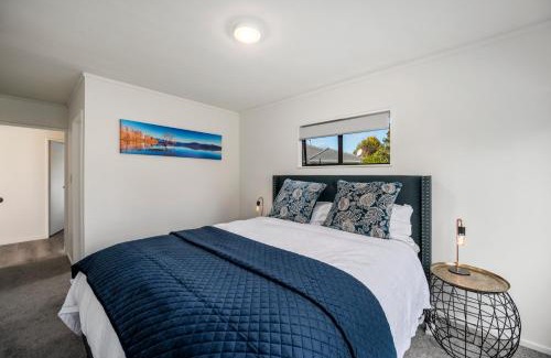 Springfield Maison | Family Perfect, winter getaway, secure yard, parking, mountain bikes, arcade