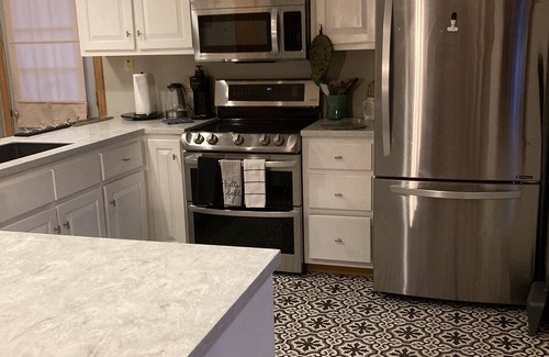Lake Arrowhead Maison | Family & pet friendly lakeside home with game room, close to park & pools