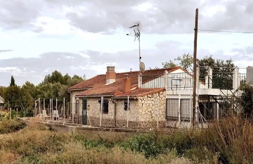 Chinchon Autre | Family/pet-friendly farmstay w/pool, bbq, play area near parque warner madrid