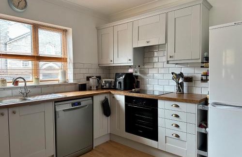 Ashwick Maison | Family & pet friendly house + private garden