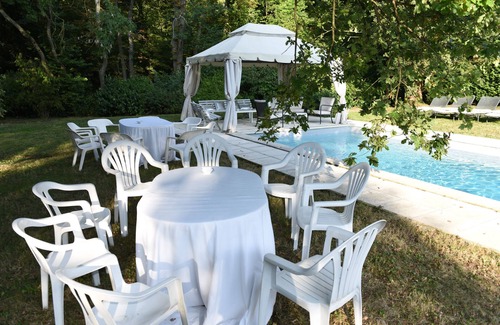 Chailly-en-Brie Maison | Maison Familiale, Piscine Chauffée, Calme et tranquilité