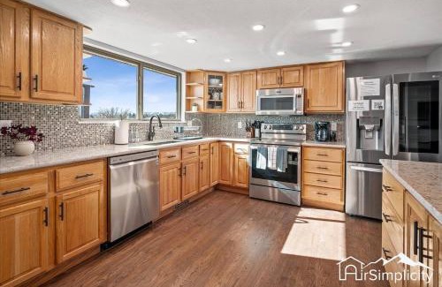 Northwest Arvada Maison | Family Retreat W Game Room & Fire Pit