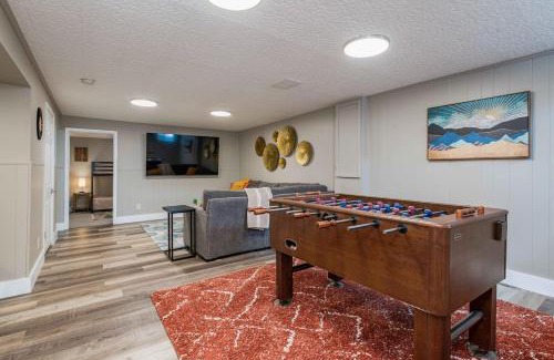Dupont Maison | Family Retreat W Game Room & Backyard