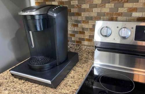 Peachtree Corners Maison | Family Retreat with Arcade, Firepit, Waffle Bar, & Grill