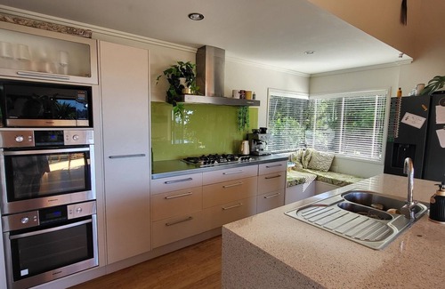 Waitao Maison | Family Retreat with Stunning Ocean Views, Surrounded by Native Bush & Bird Song