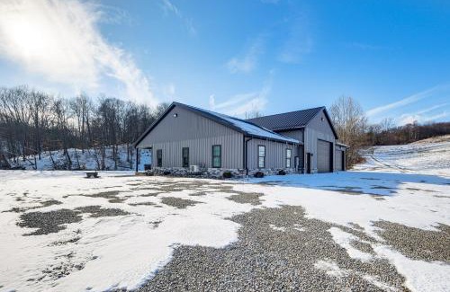 Somerdale Maison | Family Retreat with Fire Pit and Yard in Mineral City