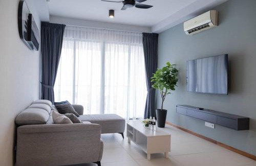Tanjung Bungah Appartement | Family Seaview Suite with 3 Rooms by The Only Bnb