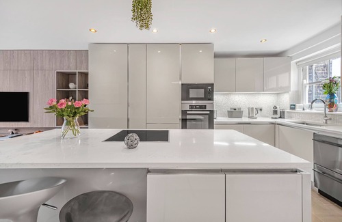Holborn and Covent Garden Appartement | Family size Penthouse in Covent Garden w/roof garden & additional small patio