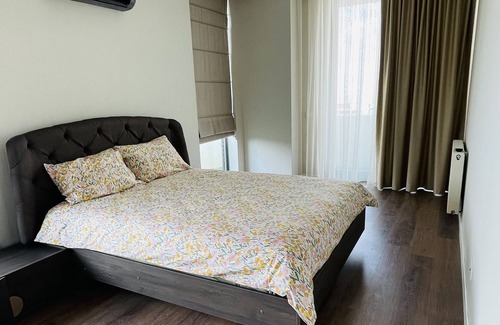 Nilufer Appartement | family- sized - 4 Bedroom Rental unit/ with pool / middle of Bursa