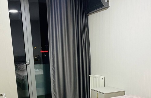 Nilufer Appartement | family- sized - 4 Bedroom Rental unit/ with pool / middle of Bursa