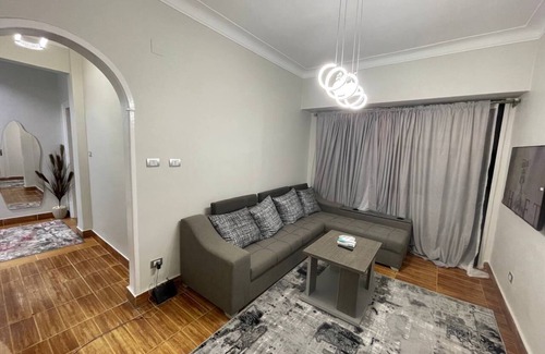 Downtown Cairo Appartement | Family sized cozy modern cairo view studio