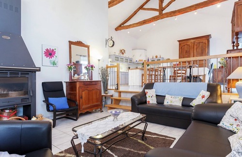 Saint-Medard Maison | Maison de vacances confortable avec terrasse