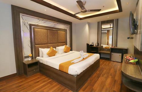 Khattalwada Hôtel | Family stay Prem Dlx Hotel -3'Minutes WalkFrom NDLS Railway Station