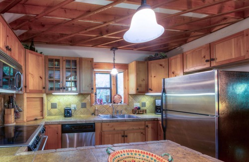 Lake Austin Village Maison | PLAISIR EN FAMILLE: Lakefront, Sand Vball, Kayaks, PaddleBoard