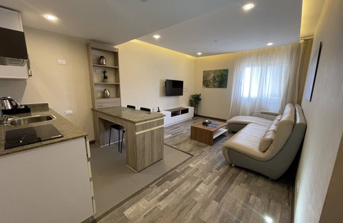 Heliopolis Appartement | Family Studio King - 5 min away from Airport