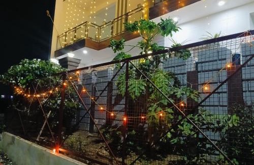 Mohangarh Maison | FAMILY SUITES near Purvanchal Expressway Gateway