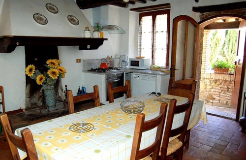 Radicondoli Villa | Villa familiale et piscine privée pour 8 personnes accessibles à pied depuis Radicondoli