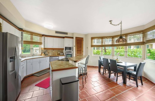 Cerro Gordo Villa | Family Villa Oleana Waterviews Oceanfront with water and generator