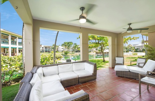 Cerro Gordo Villa | Family Villa Oleana Waterviews Oceanfront with water and generator