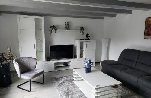 Deifeld Maison | Familyhome Lopora