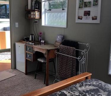 Leeston Maison | Fantail at Bluestone Retreat